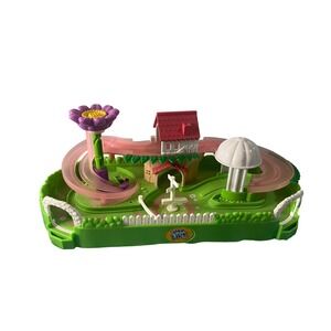 Little Live Pets Lil Ladybug Play House  Trail Track Playset  No Ladybugs